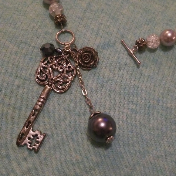 Necklace - Picture 2 of 2